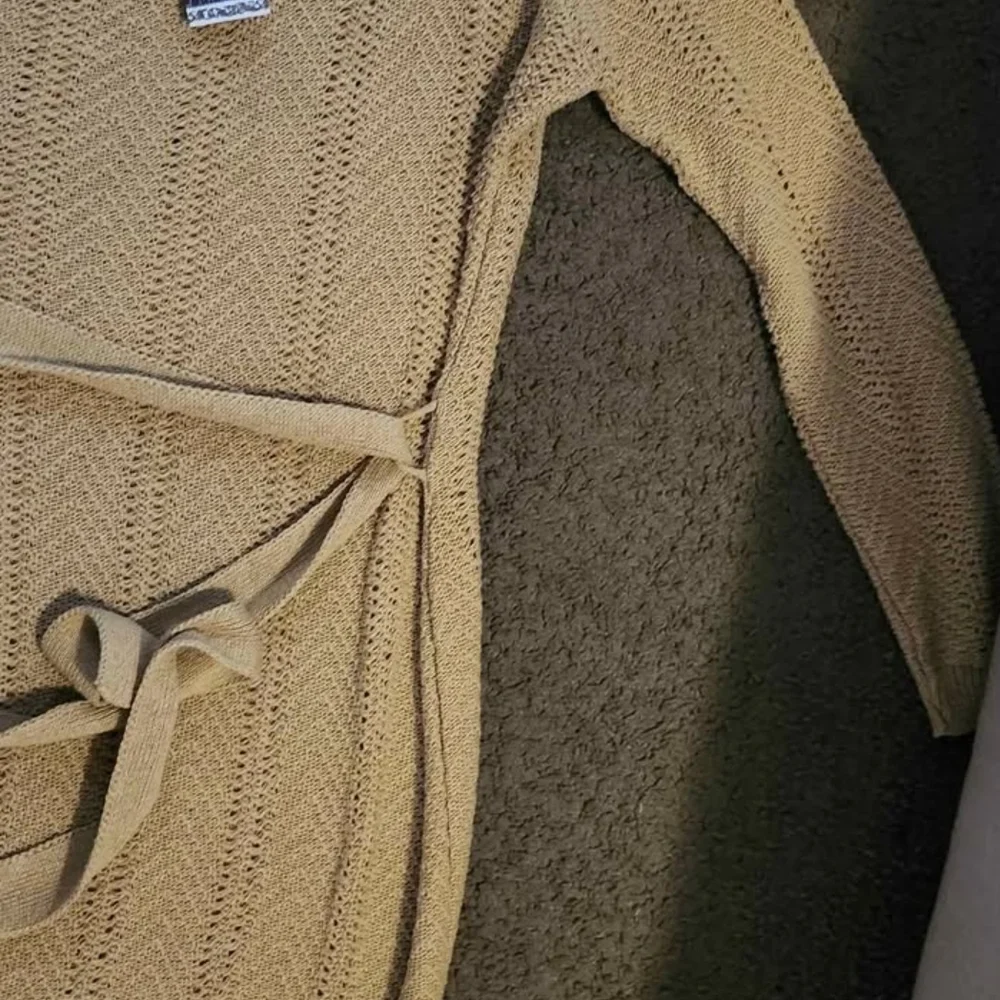 Boohoo Plus Textured Tan Sweater - Picture 5 of 16